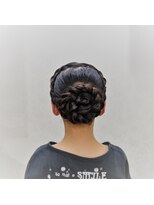 横濱ハイカラ美容院(haikara美容院) お子様ヘアセット　編み込み　シニヨン