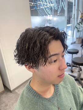 メンズサロン キング 梅田店(Men’s salon K!ng) 波巻きツイストスパイラルパーマ/フェザーパーマ/眉毛/メンズ