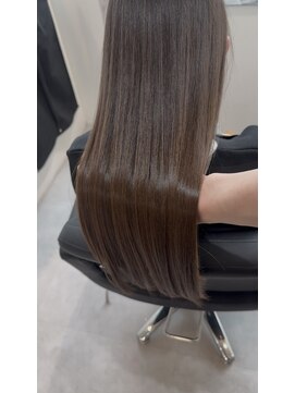 エミュスト(Emuest) 髪質改善トリートメント