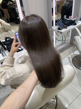 ユーフォリア 銀座(Euphoria) オリーブブラウンカラー