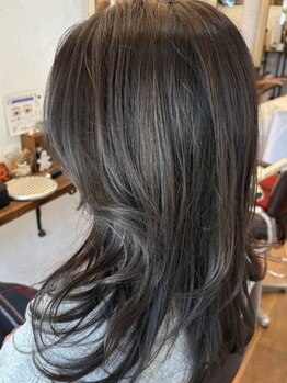 リールヘア RIRE HAIRの写真/”日々忙しいオトナ女性のための、落ち着けるサロン”心安らぐ空間で、リフレッシュしながら美しく◇
