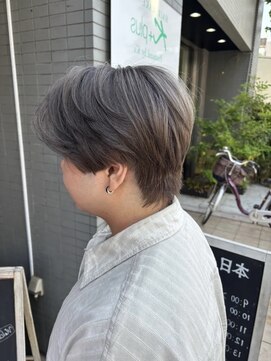 ケープラス(K+plus) 暗すぎないグレー