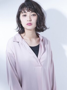 マカナ(MAKANA) ツヤ暗髪♪外はねウェットスタイル