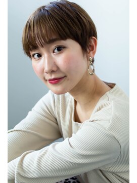 アコロン(acoron) 小顔カット_マニッシュ _フレンチボブ _美髪_ネイビーカラー