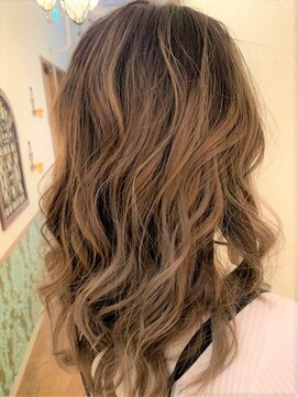 ミューテ(Mu-te) イエロ－ベ－ジュ　バレイヤ－ジュ