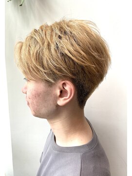 ステア ケース(stair case) メンズ ツーブロック/センターパート/マッシュレイヤー/ブロンド
