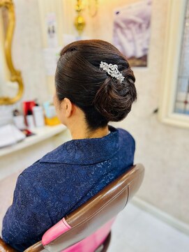 美容室 ティンカーベル キレイめアップ