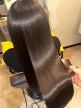 アールサロン アオヤマ(Rr SALON AOYAMA)