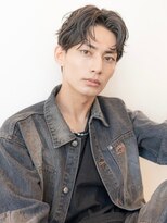 イオ 本厚木(io)&nbsp;センターパートウルフカット波巻きスパイラルパーマモテ髪