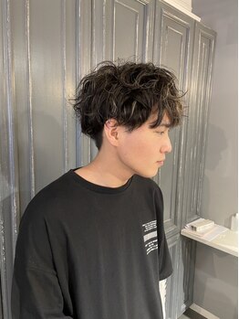 モフルディック(Mof Ludique)の写真/デザインカット～トレンドパーマまで◎ON/FFどちらもキマるスタイルだから仕事もプライベートもバッチリ♪