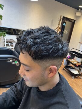 ツイン スパイキーショート