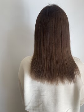 クララ トヨハシ(CLALA Toyohashi) ブラウン　髪質改善トリートメント