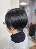 ショートボブ