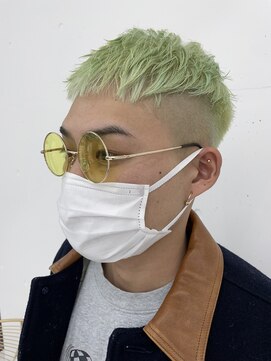 マスカリ(muscali) 【原田】メンズハイトーン　きみどり　ブリーチ　フェード