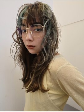 ライン(LINE) デザインカラー/ブリーチ/ロング/バイカルテ