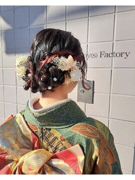 トイズファクトリー(Toys Factory) 成人式ヘアセット