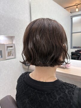 イロ 浦和(iro) ミニボブ