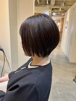 ソウス ユアン(SOURCE yuan) 前下がりまとまりショートボブ【佐藤和弥】