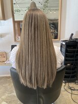 hair&relax salon UMI アッシュブロンド