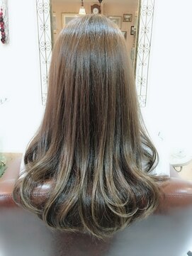 ヘアー アウグスティーナ(Hair Augustiner) ワンカールうる艶カーキベージュ