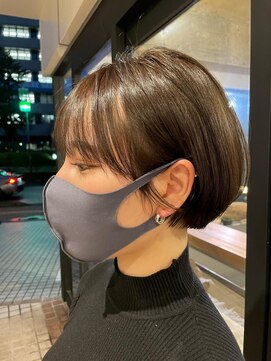 ディスカバード(Discovered) 大人可愛い艶髪ひし形ハンサムショートボブ前下がり