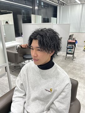 キートス(Kiitos) ウルフ×センターパートランダムツイスパ