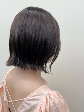 バッカ 横浜桜木町店(BACCA) ダークグレー、癖毛ボブ