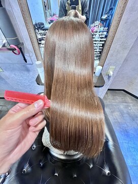 ヴィダ クリエイティブ ヘアーサロン(Vida creative hair salon) プレミアム髪質改善 ビフォーアフター