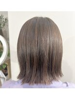 サロン ド ビカ(Salon de bika)&nbsp;肩上外はねボブ×ナチュラルグレージュ