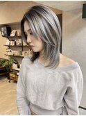 レイヤーカット、バレイヤージュ、ハイライト、グレーベージュ