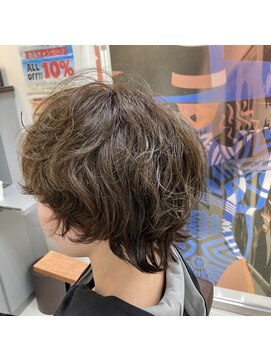 アールモンドヘア新世界 ♯レディースショートパーマスタイル