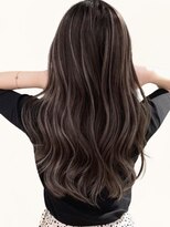 リル バイ ジルブラン(Lil by JIL BLAN) レイヤーカット ハイライトデザインカラー ウェットヘア