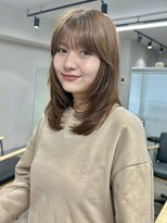 オグジュアリー 表参道(aux.)&nbsp;ミディアムレイヤー×ブラウンベージュ