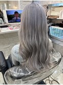 シルバーグレー
