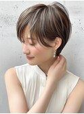 【レイヤー】オリーブベージュ・ショートボブ・イルミナカラー