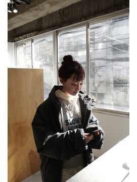 ピンクブラウン