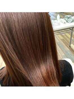 シアー(SHEER)の写真/染めるたび、うるツヤ。大人髪を美しく育てるトリートメントサロン