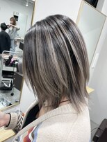 ユウル 横浜(juhl.)&nbsp;エアタッチバレイヤージュブリーチダブルカラーグレージュカラー