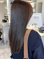 ログ(log)&nbsp;ニュアンスパーマ　髪質改善カラー　顔まわり　レイヤー　艶髪