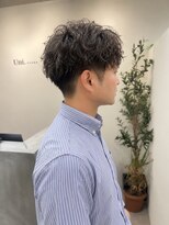 ユニ 江坂(Uni.)&nbsp;ツイストスパイラルパーマ　メンズマッシュ
