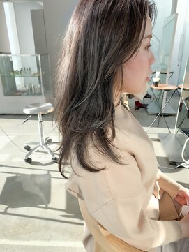 ヌード(nude) 【nude仲井】ブリーチなしホワイトアッシュ/ミディアムレイヤー