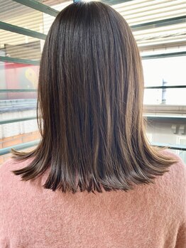 ビーエルティー ヘアー代々木上原(B.L.T HAIR)の写真/《代々木上原駅徒歩30秒》色持ち,手触り,ツヤ感抜群！サロン帰りの質感が続くホームケアセット付◎