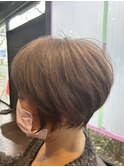 ショートボブ