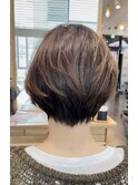大人可愛いくびれショート(40.50代) 夏目サトル