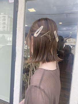 アンフルール(Un Fleur) ストレートスタイルのハーフアップ☆
