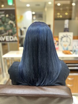 ピークアブー アヴェダ アトレ恵比寿(PEEK-A-BOO AVEDA) 大平彩　ブリーチ有り　ブルーカラー