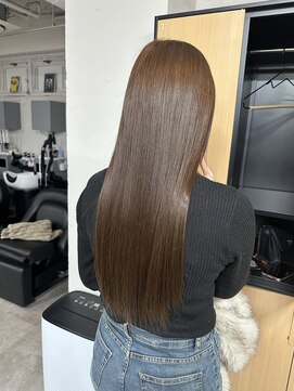 トクテ 高円寺(tokute) くびレイヤーエモージュ前髪ピンクベージュワンカール【高円寺】