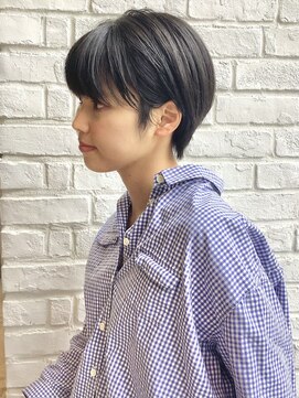 ピルボックス(PILL BOX) 耳掛けショート/丸みショート/マッシュ/ベリーショート