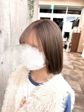 ヘアーメイク フィール ルア(FEEL Lua) グレージュ系カラー