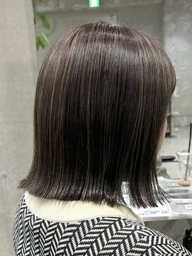 ルイ(ROUIS produced by LUCK 津田沼) ROUIS 津田沼 切りっぱなしコントラストハイライト/グレージュ